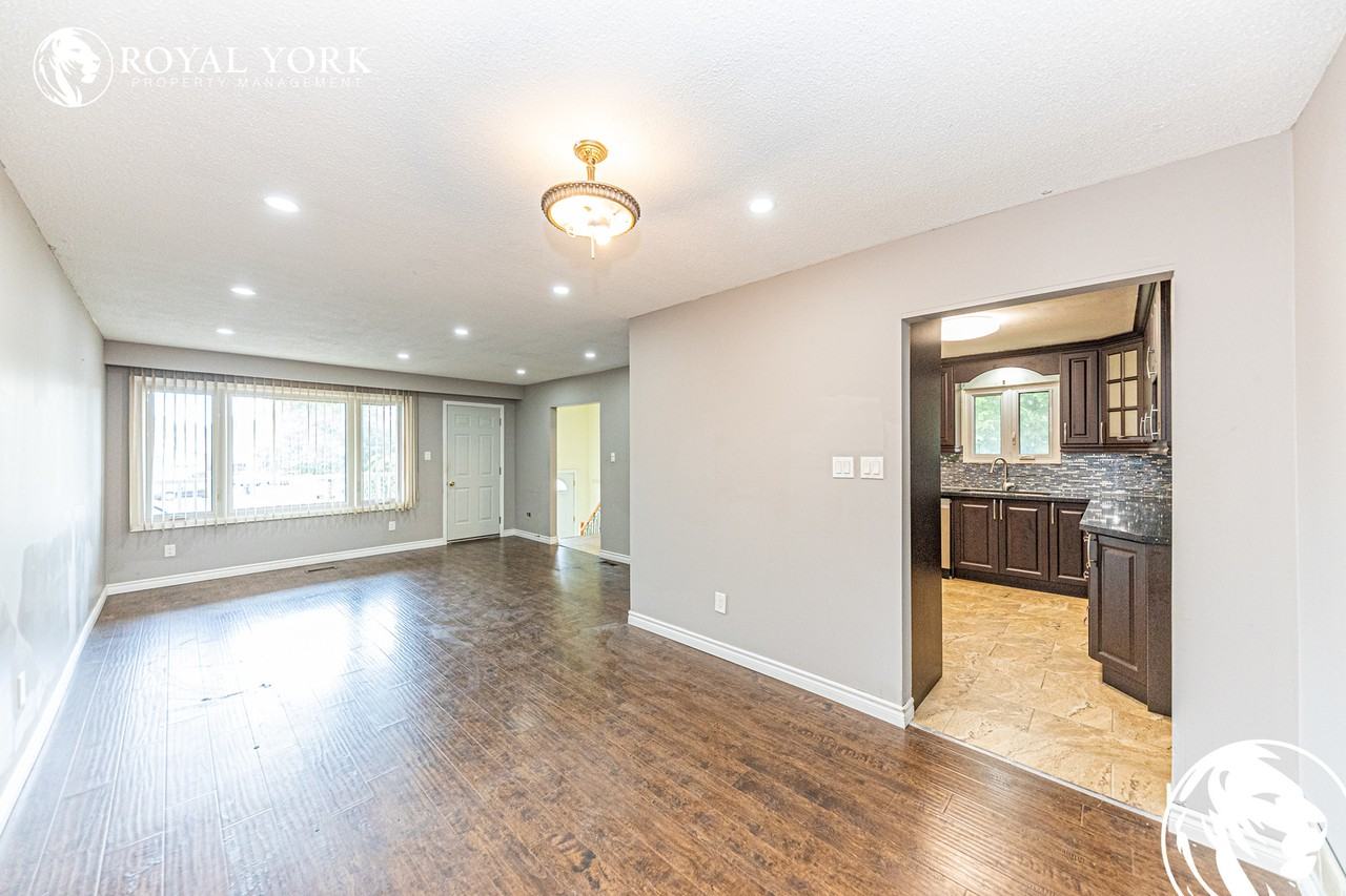 53 Shademaster Crt #1 - Photo 2 of 19