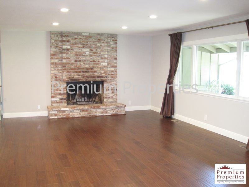 108 Golden Hill Pl - Photo 2 of 18