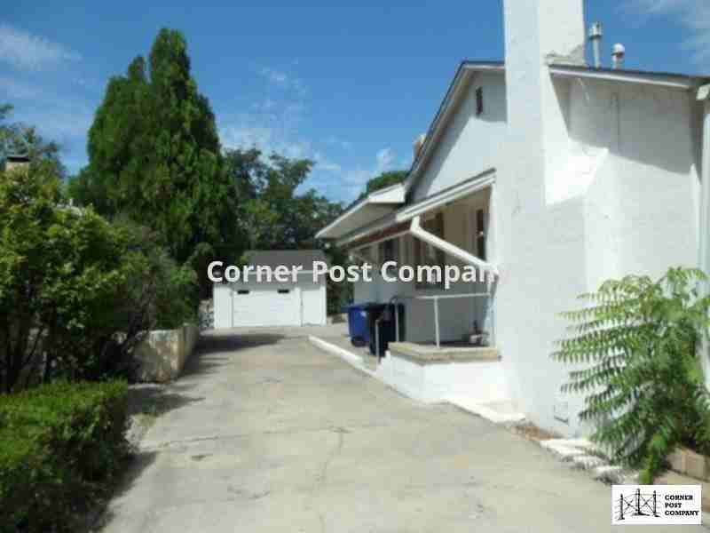 3417 Marmac Ave Ne - Photo 3 of 28