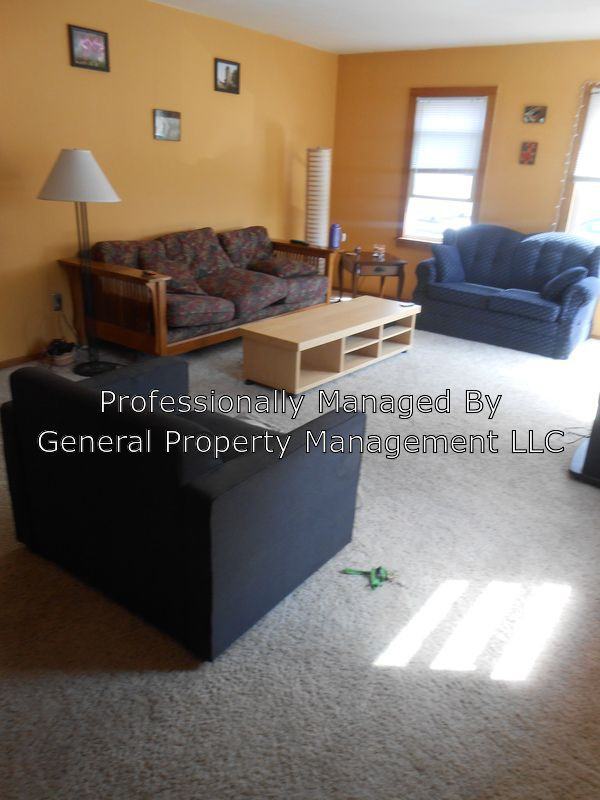 109 10th Ave - Photo 2 of 10