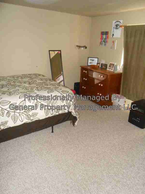 109 10th Ave - Photo 3 of 10