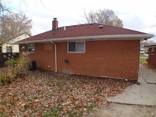 262 Gayle Dr - Photo 3 of 19