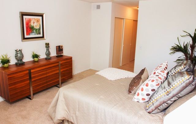 The Jessica Apts - Photo 5 of 14