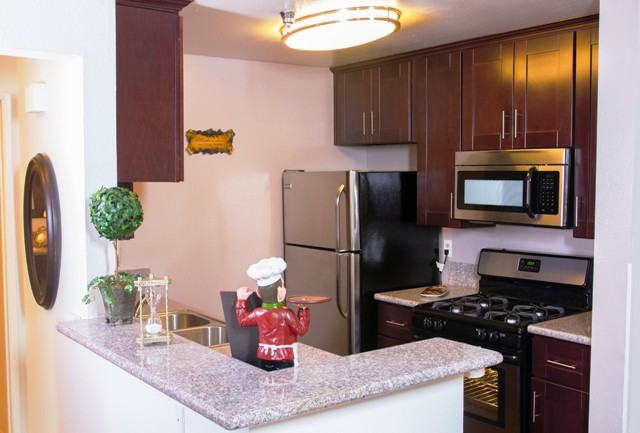 The Jessica Apts - Photo 7 of 14