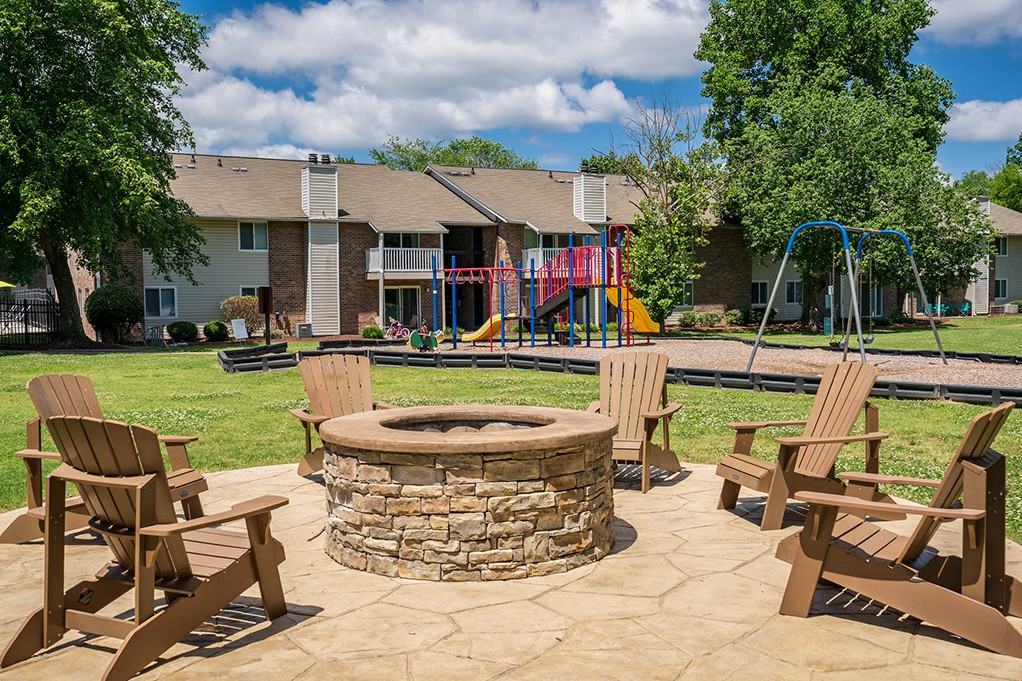 Villas at Oak Crest - Photo 6 of 41