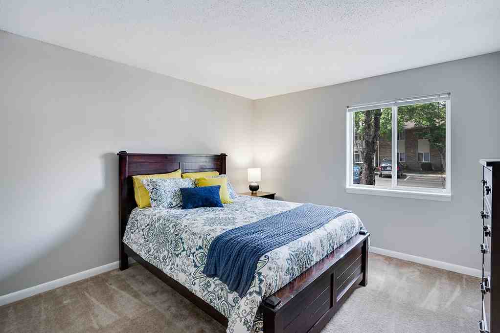 Villas at Oak Crest - Photo 7 of 41