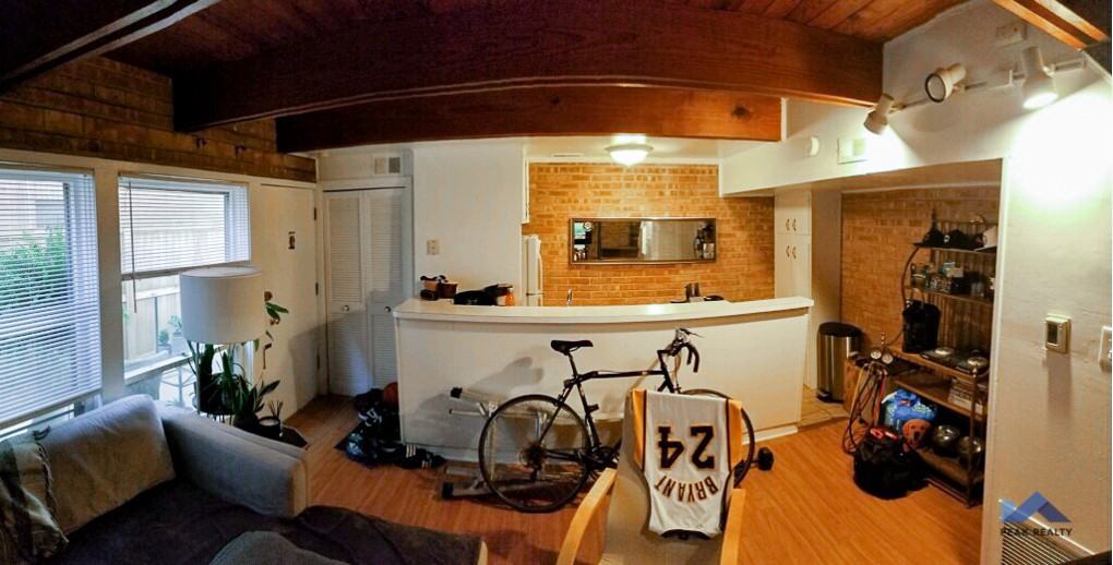 532-34 W. Grant Pl. - Photo 3 of 18