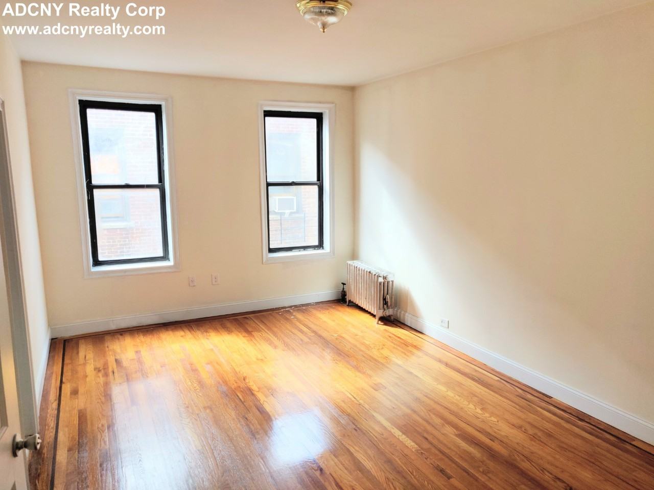 2021 Holland Ave - Photo 2 of 7