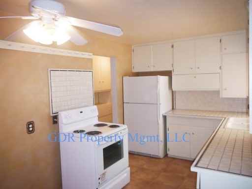 3020 San Rafael Ave SE - Photo 2 of 13