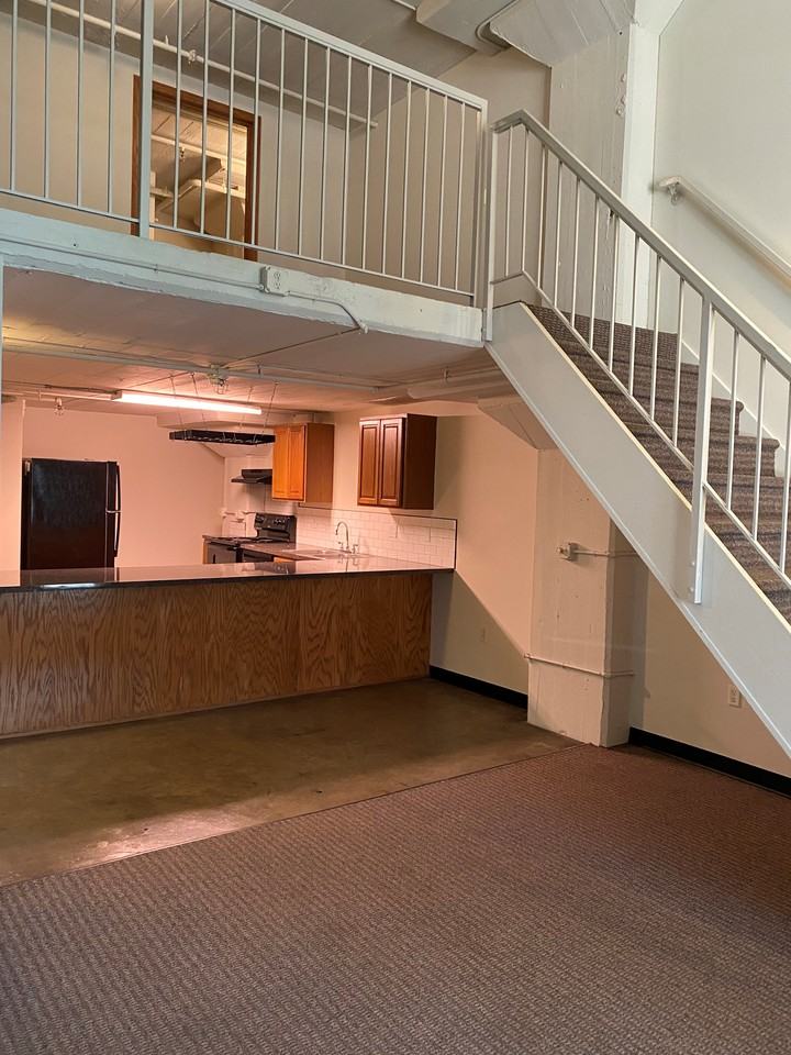 Innes Station - Photo 2 of 7