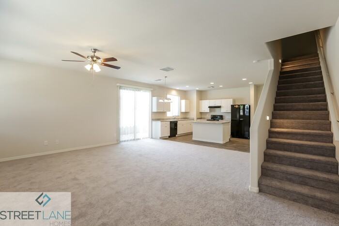 3803 S 54th Ln - Photo 3 of 15