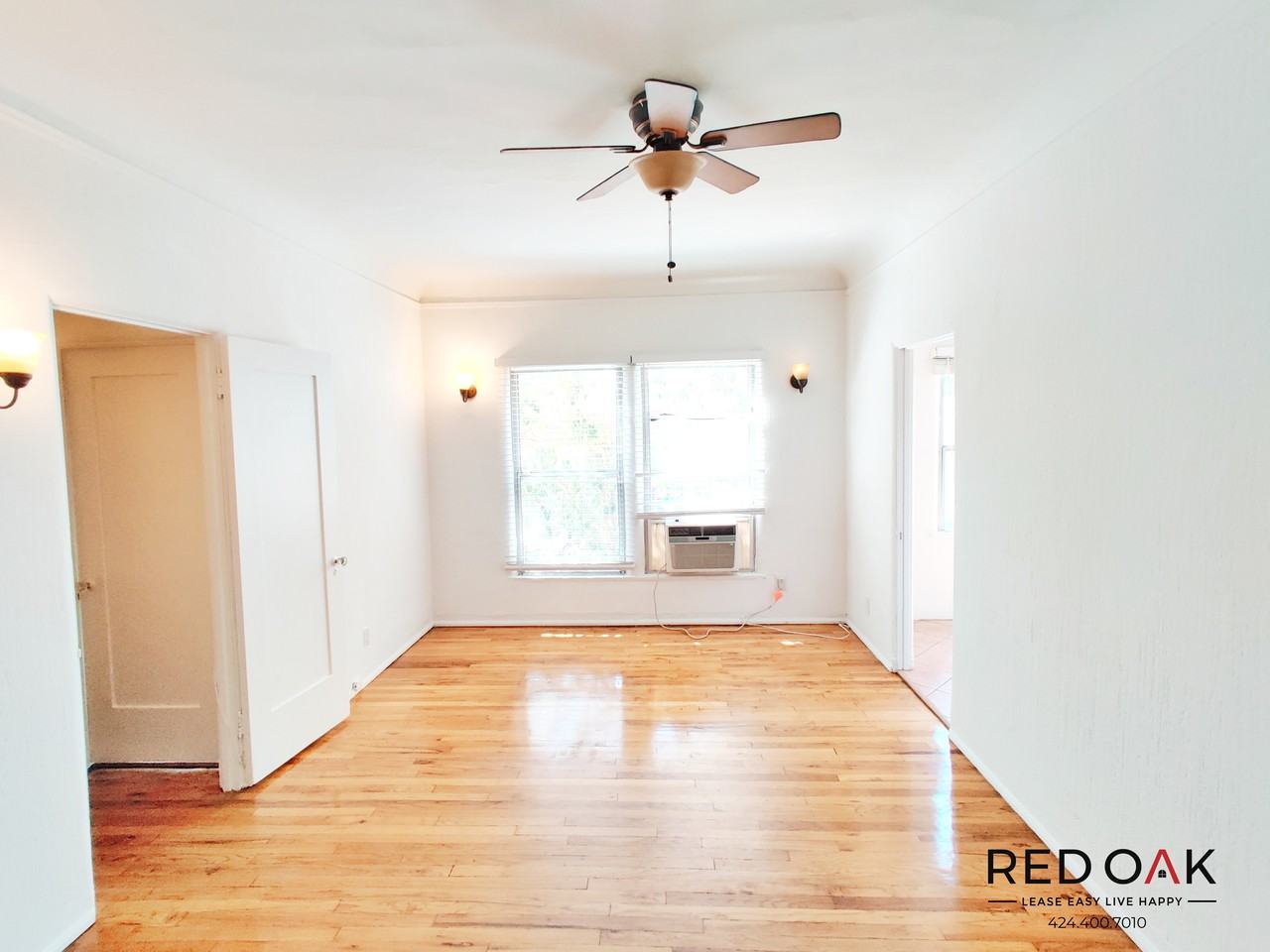 660 S Cochran Ave #203