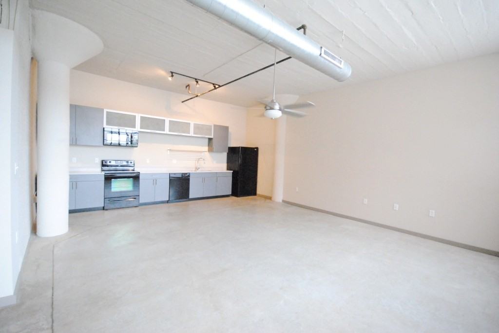 8125 Michigan Ave #313 - Photo 4 of 18