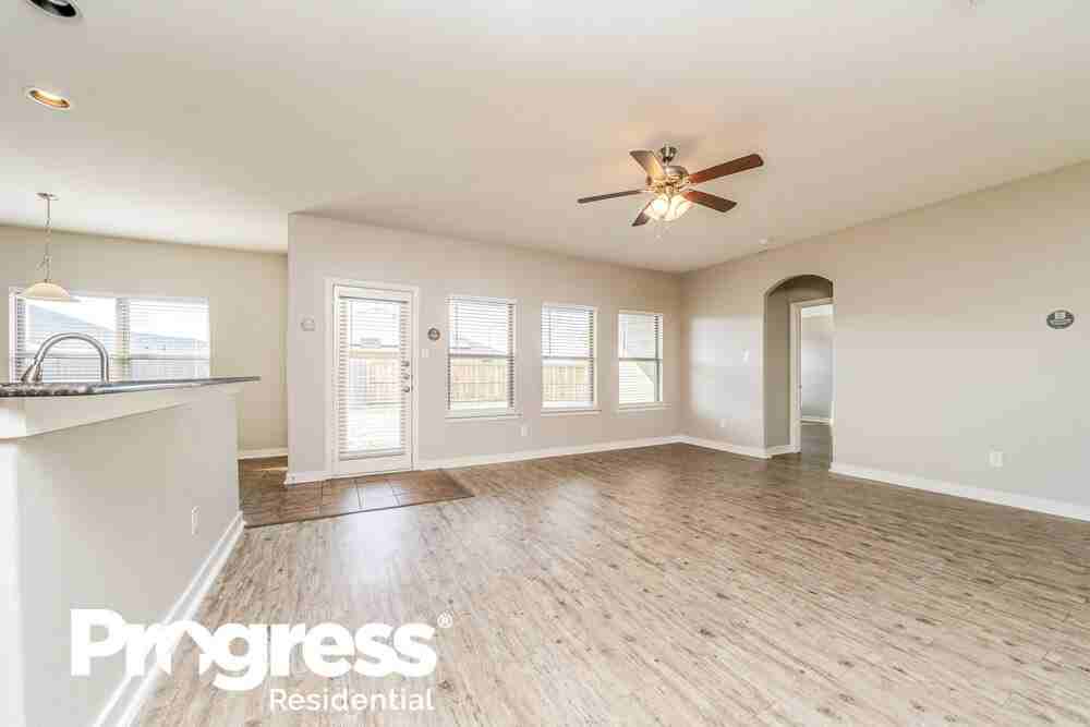 3100 Guyana Rd - Photo 3 of 16