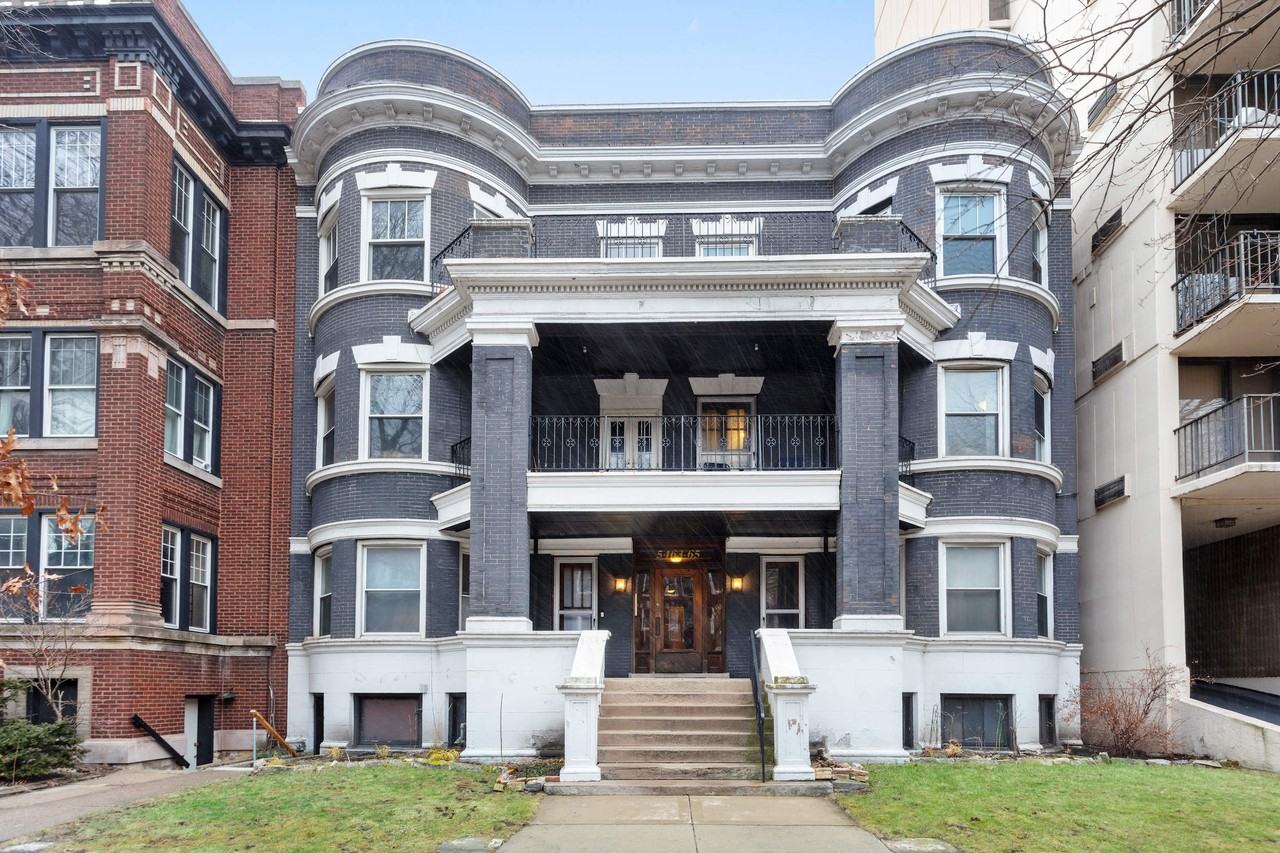 5465 S Hyde Park Blvd #2