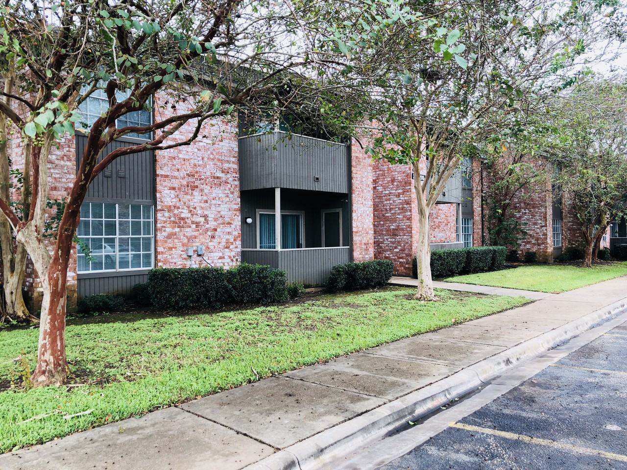 River Bend Apartments 2500 Junior College Boulevard, Wharton, TX