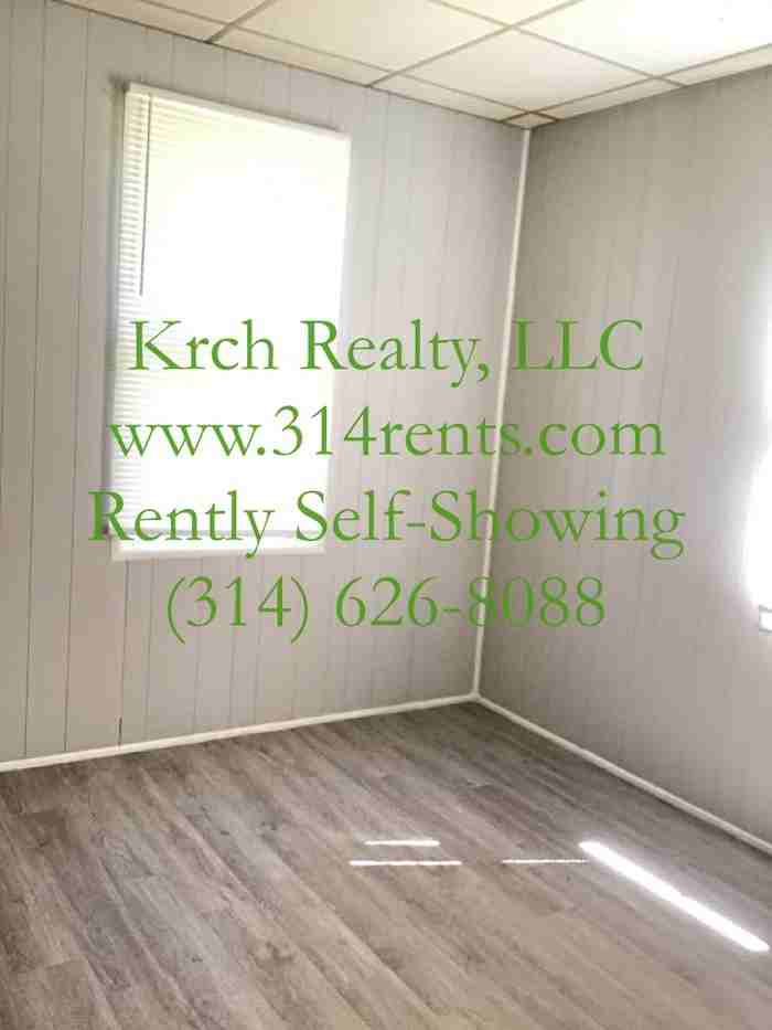 3339 W Tennyson Ave - Photo 3 of 15