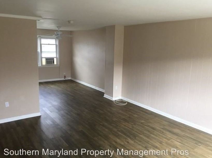 1570 Williams Ave - Photo 3 of 20