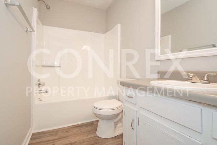 4345 Morningside Dr - Photo 3 of 9