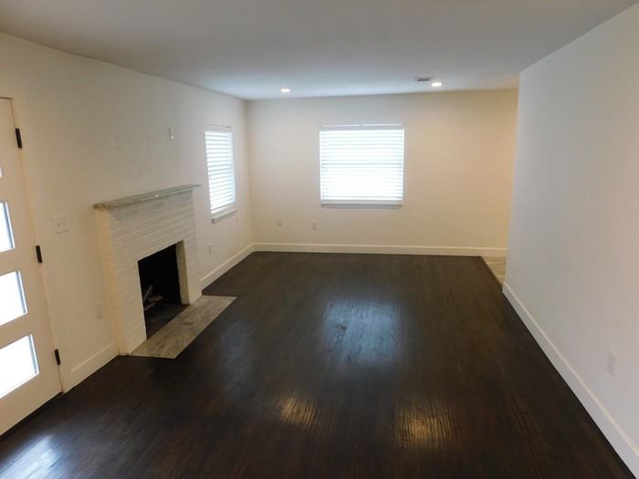 2716 Avon St - Photo 3 of 19