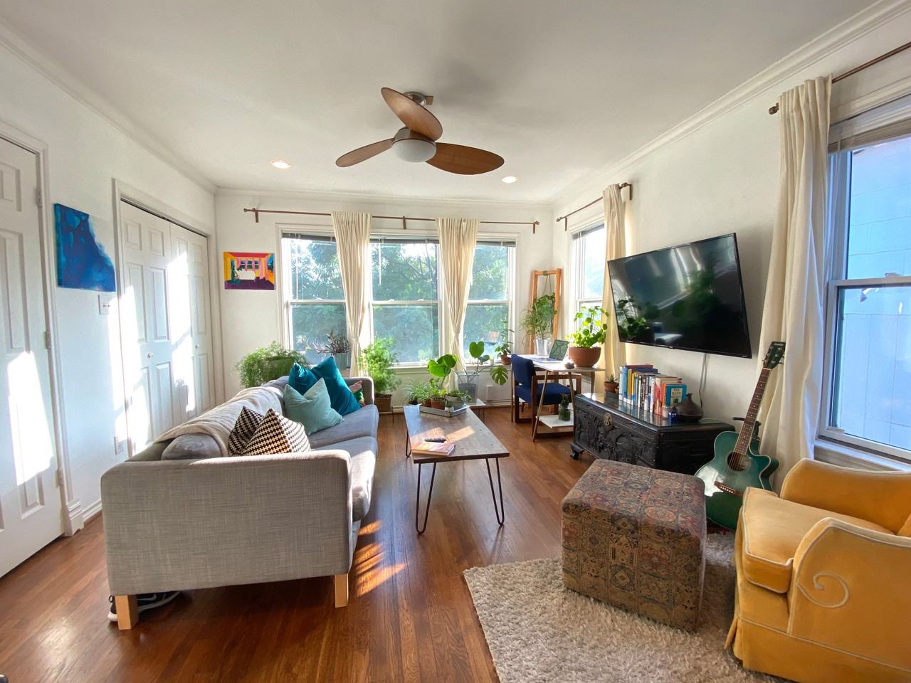 1122 Kings Hwy - Photo 3 of 9