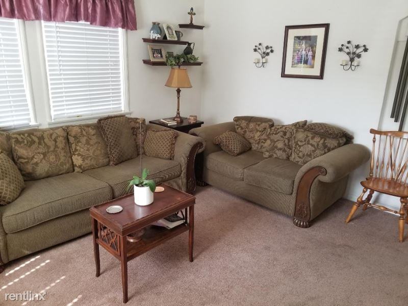 15041 Larkspur St - Photo 3 of 12