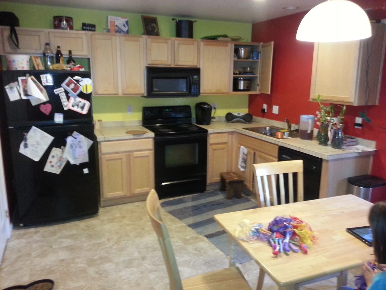292 Smith Cir - Photo 2 of 4