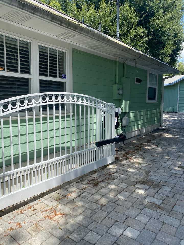 431 East 9th Avenue - Photo 2 of 14