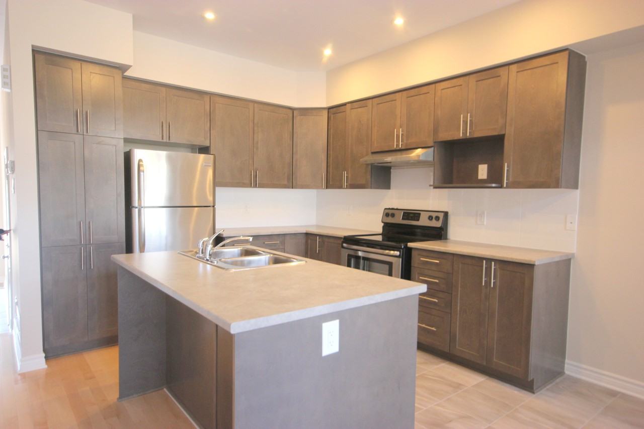 312 Ballinville Cir - Photo 2 of 12