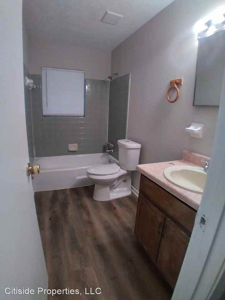 7 -17 Oak Dr - Photo 3 of 13