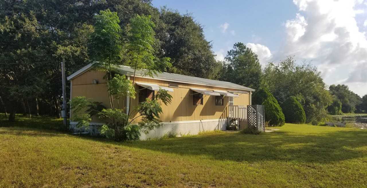 8172 Normandy Dr - Photo 3 of 7