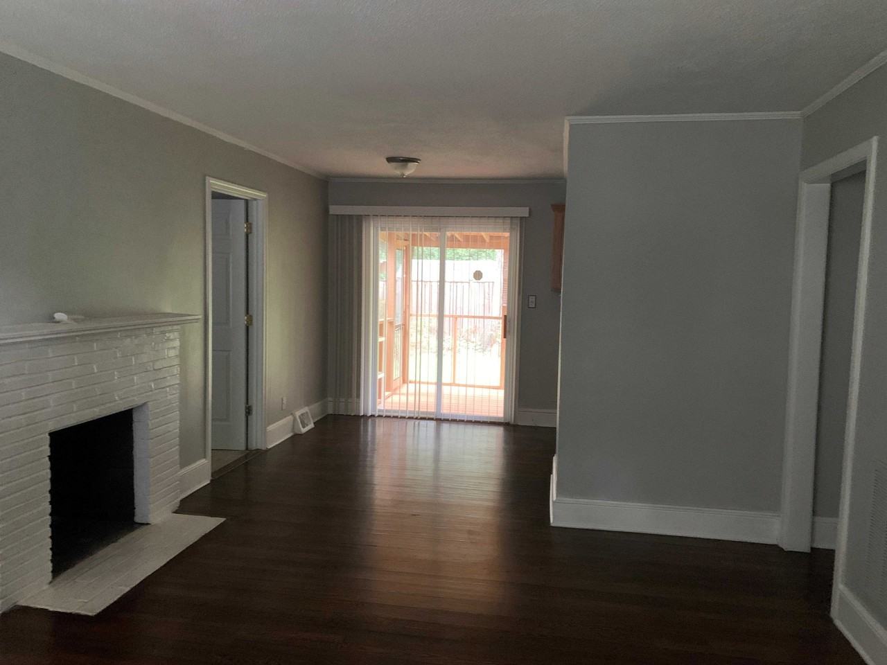 1417 Cortland Rd W - Photo 2 of 10