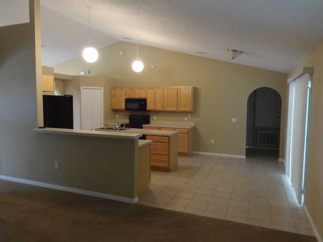 4090 Broad Creek Ln - Photo 2 of 15