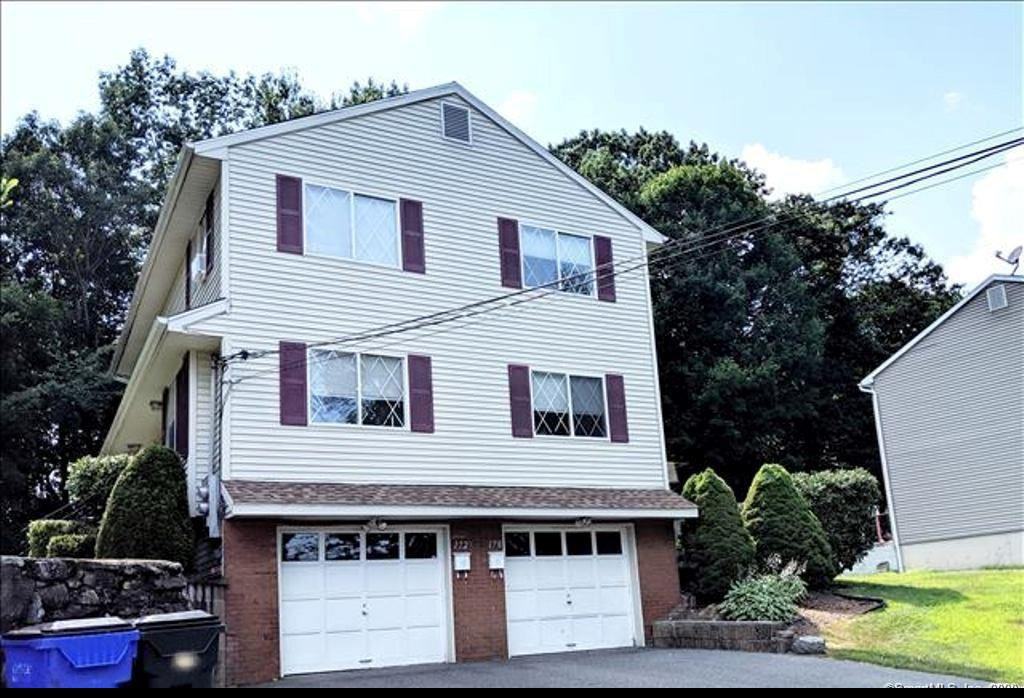 172 Scott Ave - Photo 2 of 15