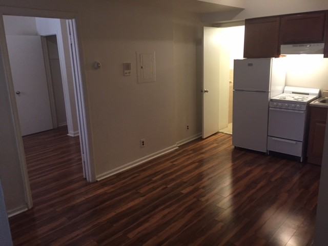 Florence Flats - Photo 2 of 4