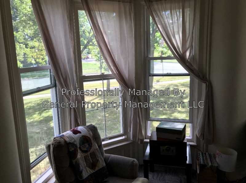 1219 State St - Photo 2 of 15