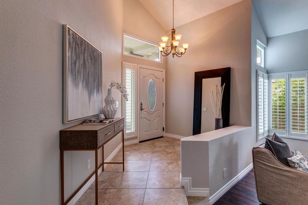 25031 Portsmouth - Photo 3 of 40