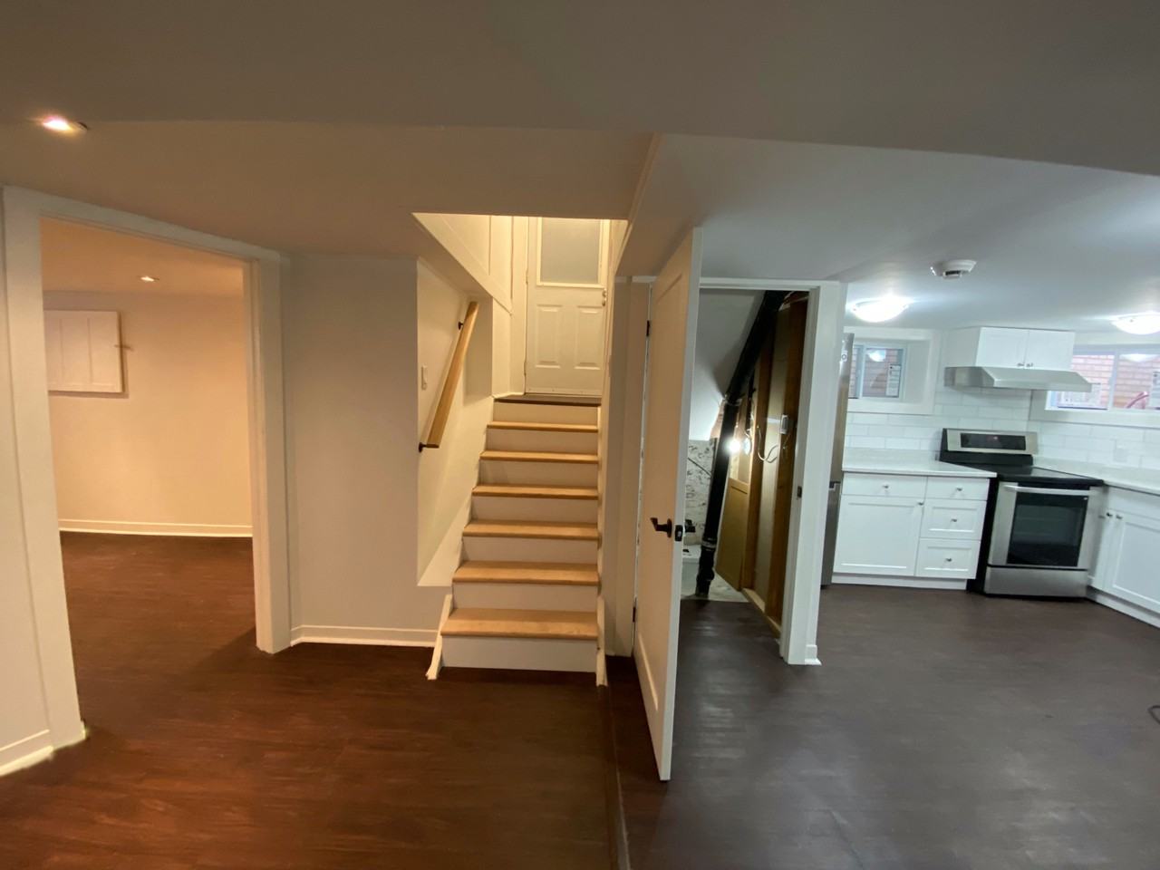 177 Wychwood Ave - Photo 2 of 13