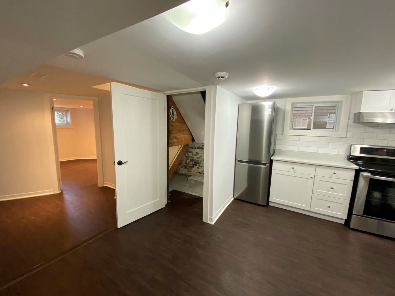 177 Wychwood Ave - Photo 3 of 13