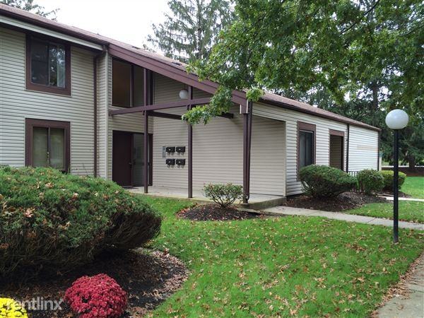 N9 Avon Dr - Photo 2 of 8