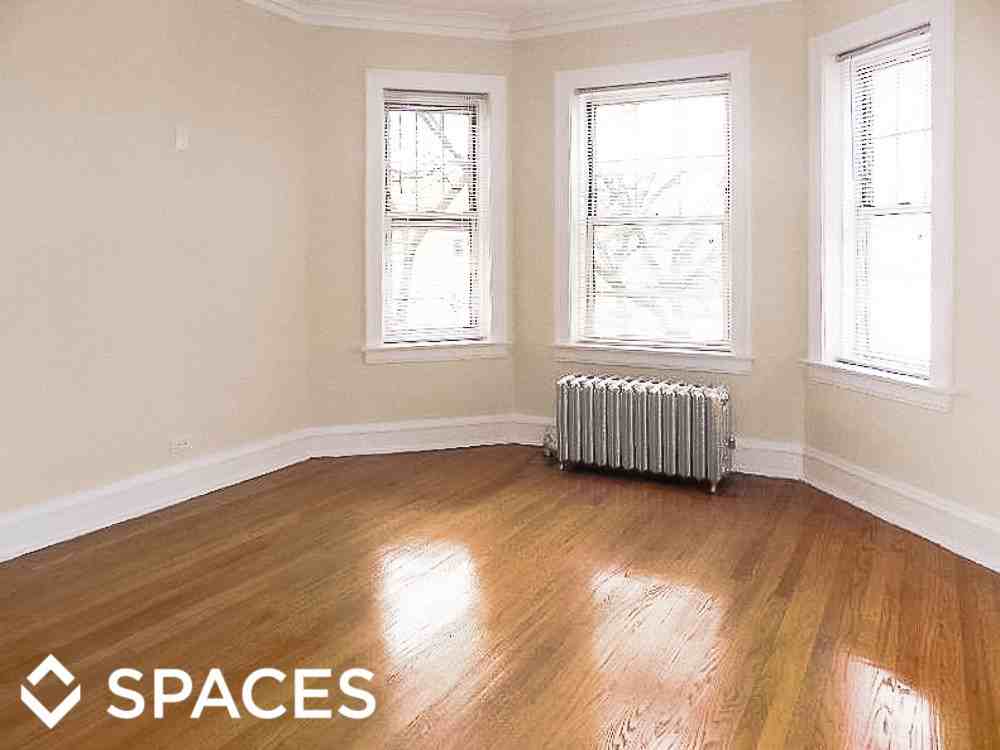 2316 W Granville Ave - Photo 3 of 7