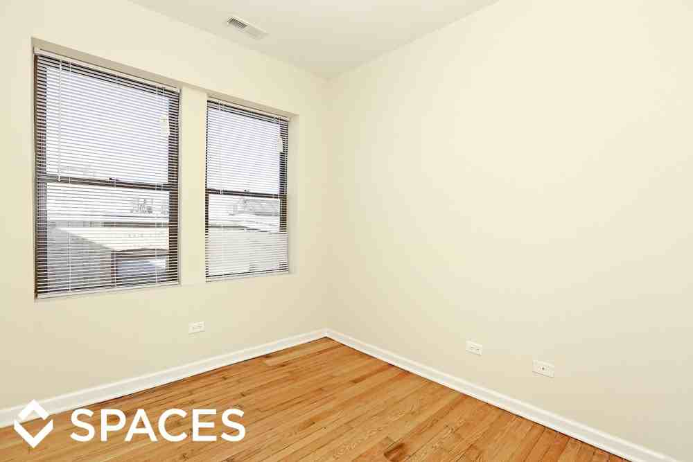 4751 N Troy St - Photo 3 of 7