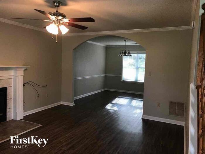 9373 Bryant Trent Blvd - Photo 3 of 15