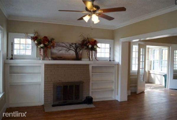 1202 Mills Ave - Photo 2 of 9