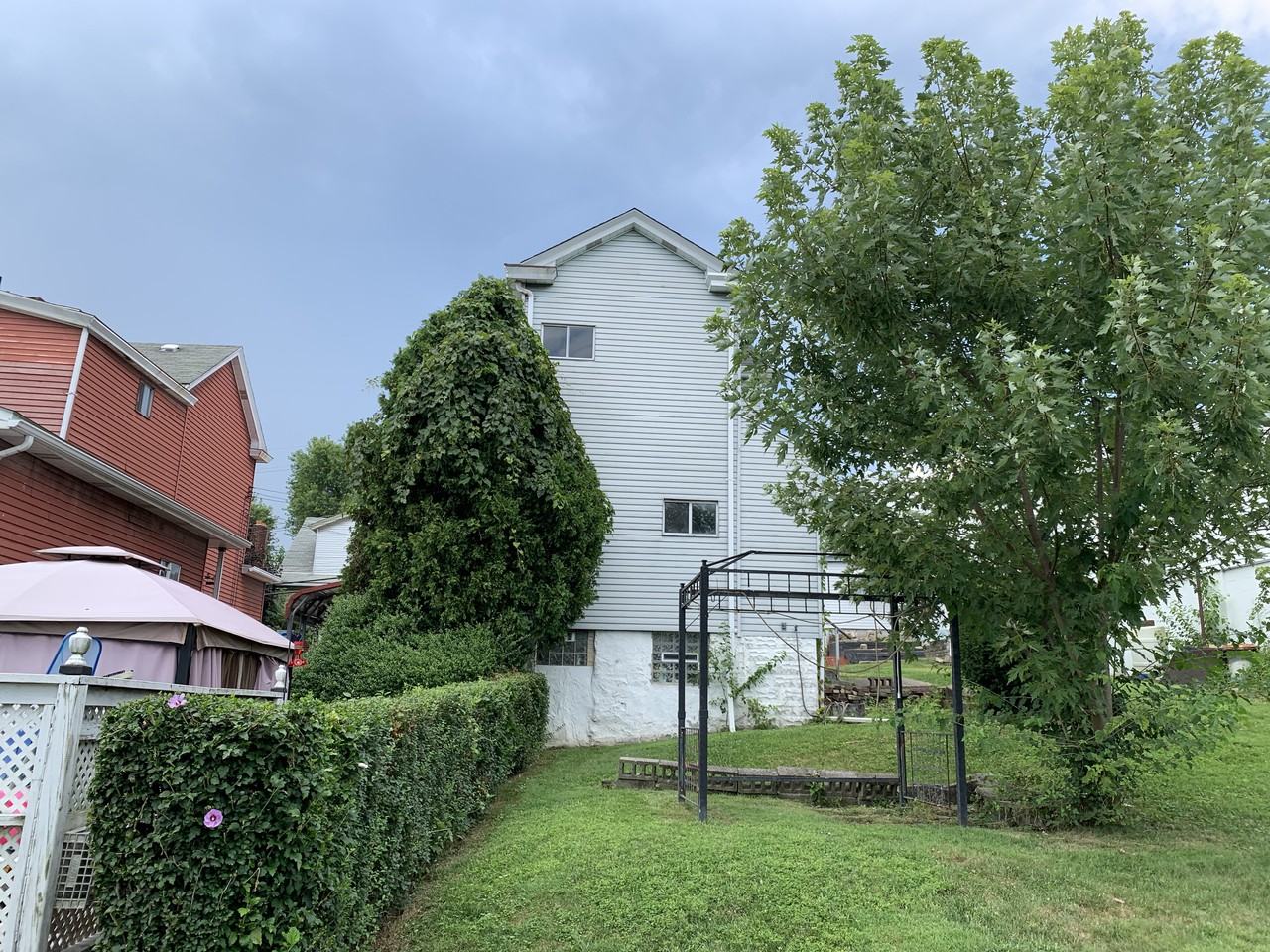 175 Lincoln Avenue - Photo 2 of 10