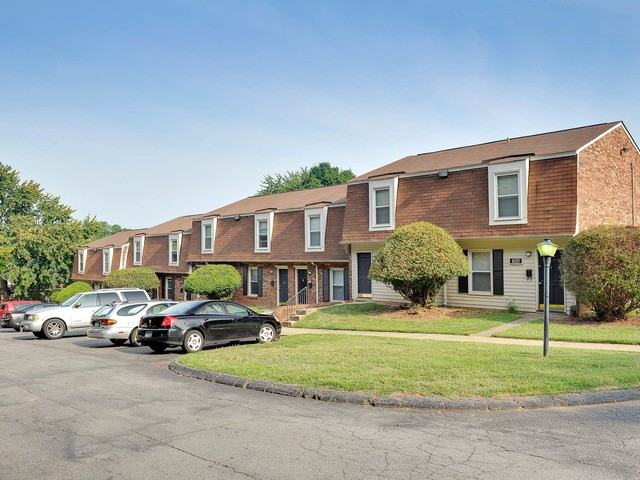 Twin City Townhomes - Photo 3 of 6