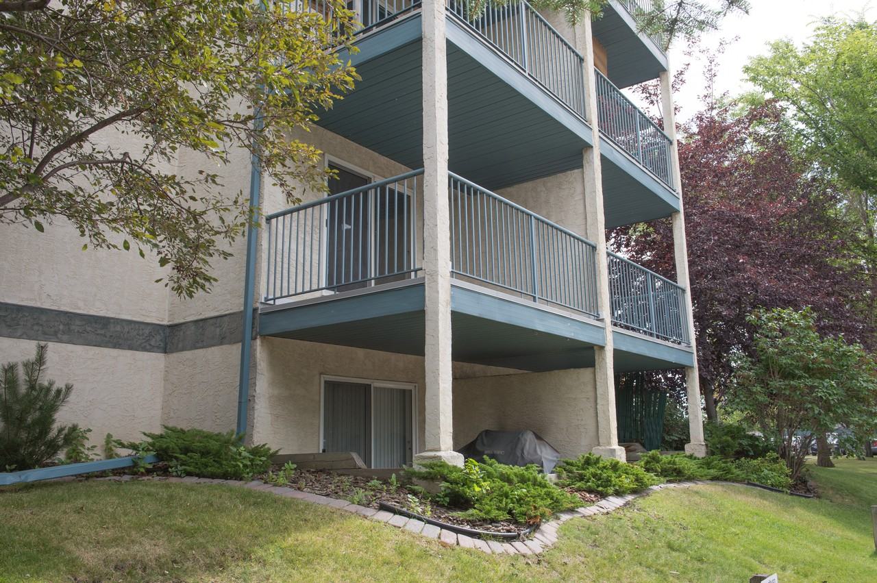 21 Dover Point Southeast, Calgary, AB T2B 3K4 2 Bedroom Apartment for