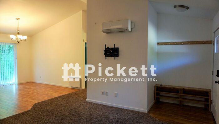 6701 Stone Farm Ln Nw - Photo 3 of 18