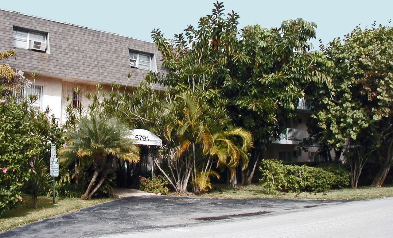 Palm Plaza 5791 Sw 74th Ter, South Miami, FL 33143 Apartment for Rent PadMapper
