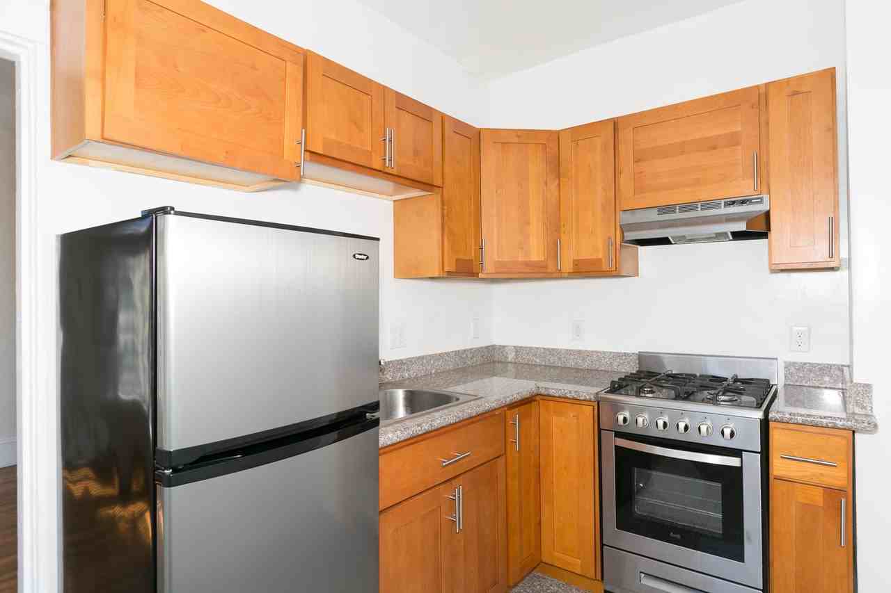 320 Turk - Photo 3 of 37